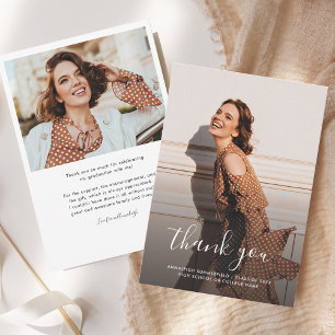 Studenten 2025 Grad Photos Tack Kort