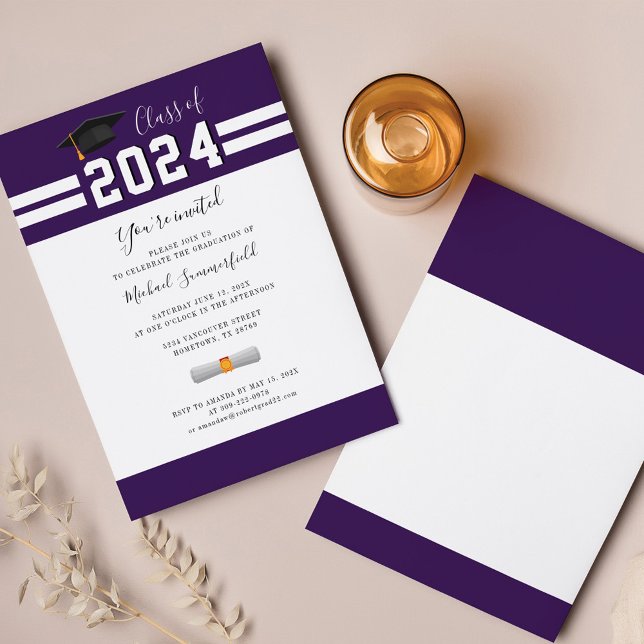 Studenten 2025 Lila Vit minimalistisk grad Party Inbjudningar (Purple Script Graduation 2024 Party Invitation)