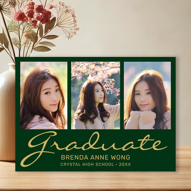 Studenten 3 Photo Collage Guld Script Grönt 2023 Meddelande (Modern 3 Photo Green with Gold Script Graduation Announcement)