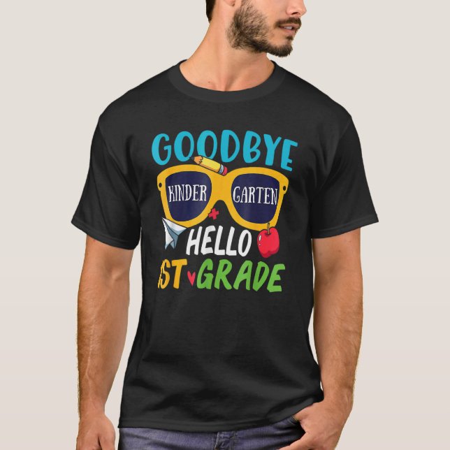 Studenten Adjö Kindergarten Hej 1:e Klass S T Shirt (Framsida)