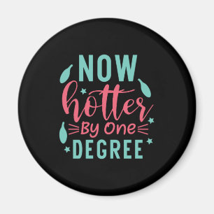 Studenten Art Nu hetare i en grad Magnet