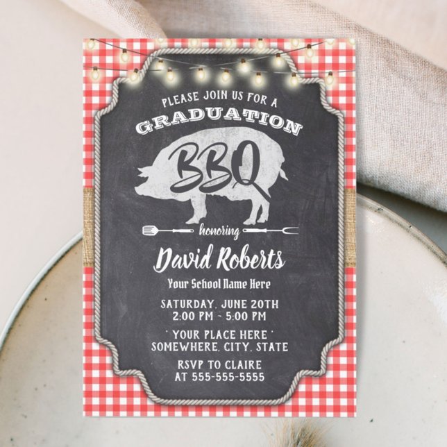 Studenten BBQ Rustic Chalkboard Red Gingham Inbjudningar (Skapare uppladdad)