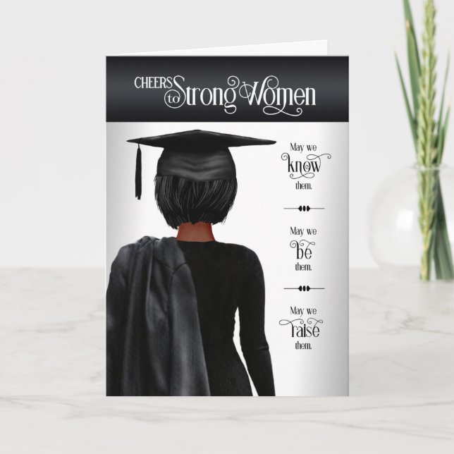 Studenten Black Cap och Gown Mörk Hair Kort (Framsida)