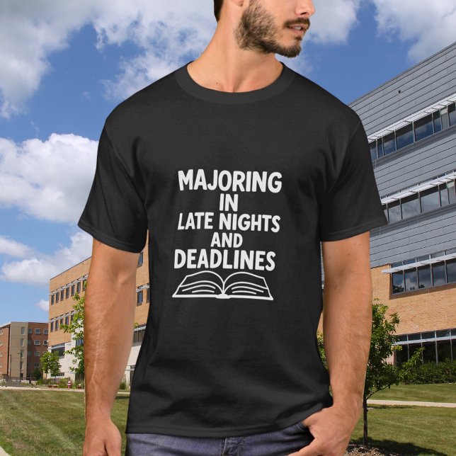Studenten citerar lustig svart t shirt (Skapare uppladdad)