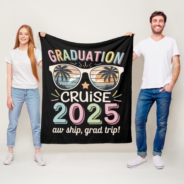 Studenten Cruise 2025 Student Cruising Squad Fleecefilt (På plats)