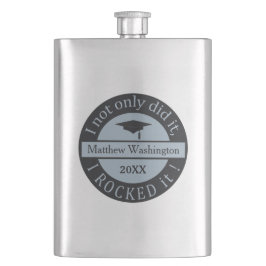 Studenten eget namn och årskolv fickplunta