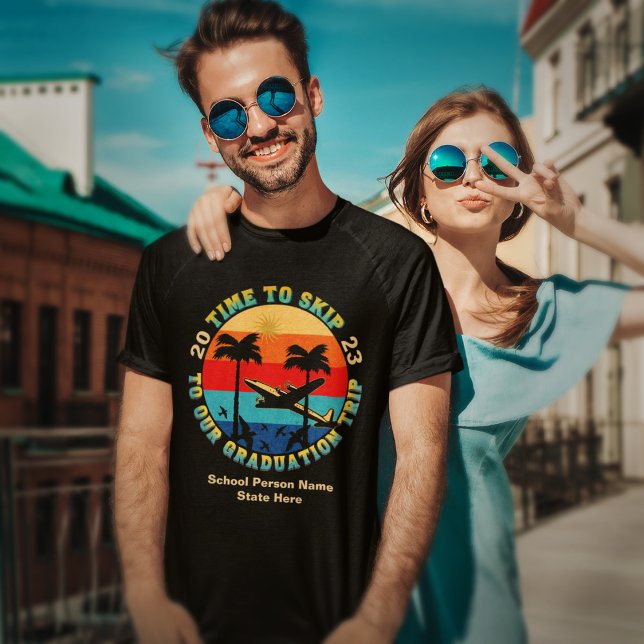 Studenten i högre klass Resa 2023 Personalisera T Shirt (Skapare uppladdad)