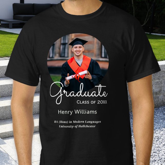 Studenten Keepsaké Student Namn och Photo Anpassni T Shirt (A shirt for celebrating graduation, personalized with photo, 'class of' year, name and qualification)