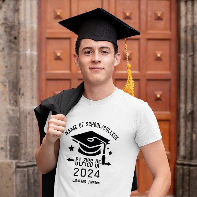 Studenten-klass för 2024 Anpassat namn T-Shirt (Class of 2024 Graduation T-Shirt. Let everyone know the news of your grad. #graduate #classof2024)