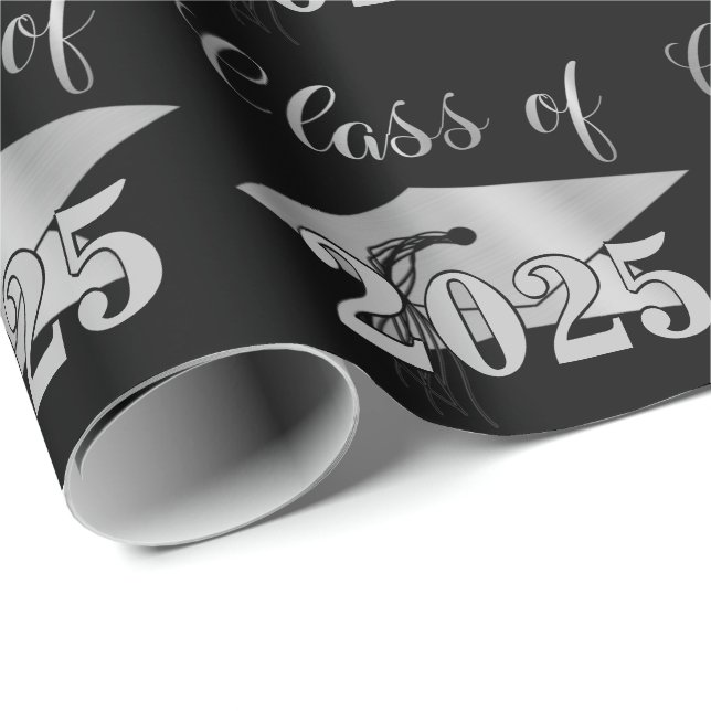 Studenten Metallic Silver CLASS of Black Presentpapper (Rullad Hörn)