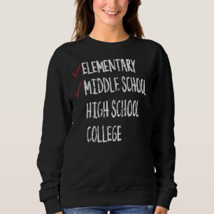 studenten vid den åttonde Klass-Studenten-skolan i T Shirt