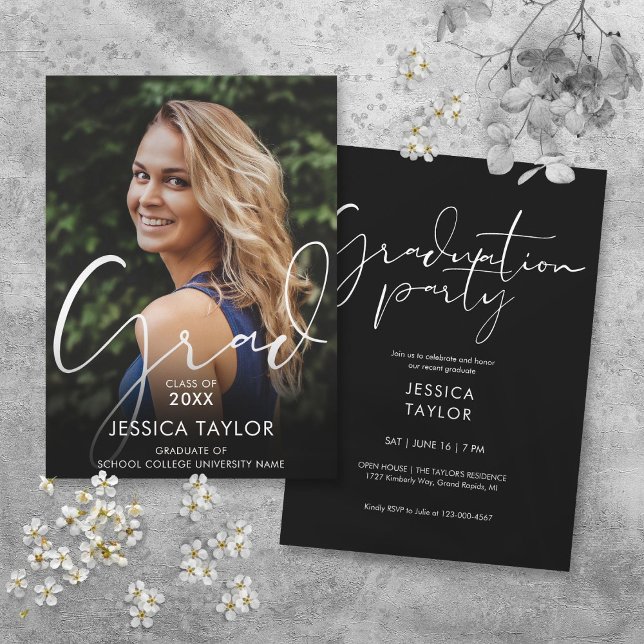 Studentfest för fotoskript i elegant Grad  Inbjudningar (Elegant Grad Script Photo Graduation Party Invitation)
