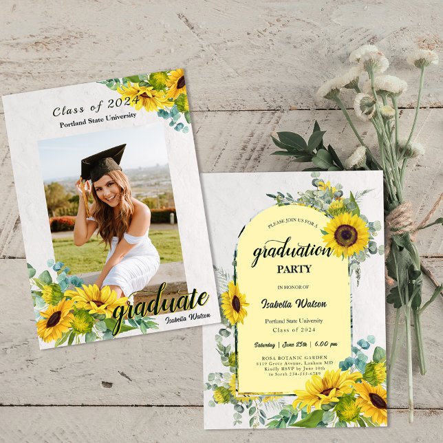 Studentfest för fotosolroskript inbjudningar (Photo Sunflower Script Graduation Party Invitation)