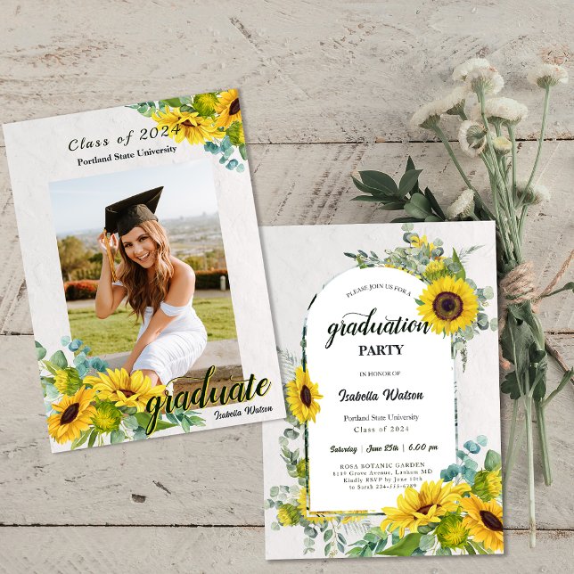 Studentfest för fotosolroskript inbjudningar (Photo Sunflower Script Graduation Party Invitation)