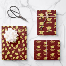 Studentfest Guld Caps on Maroon Gift Wrap
