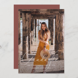 Studentfesten Burgundy Photo i elegant Script Inbjudningar