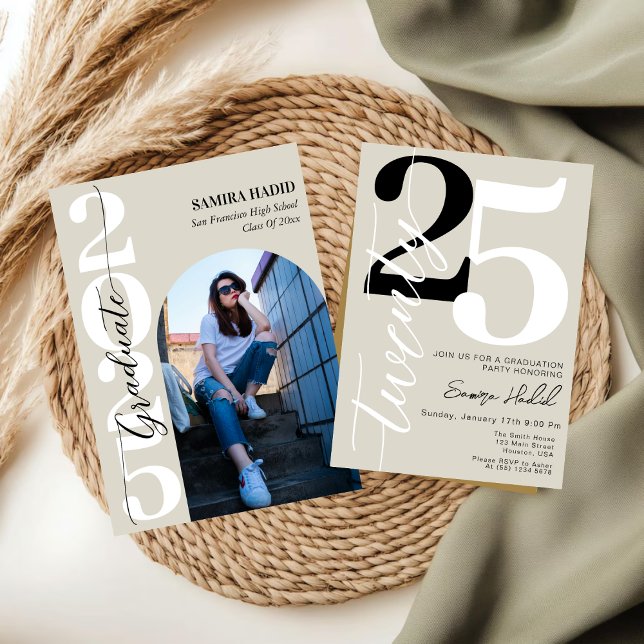 Studentfesten elegant Calligraphy Arch Photo Inbjudningar (Skapare uppladdad)