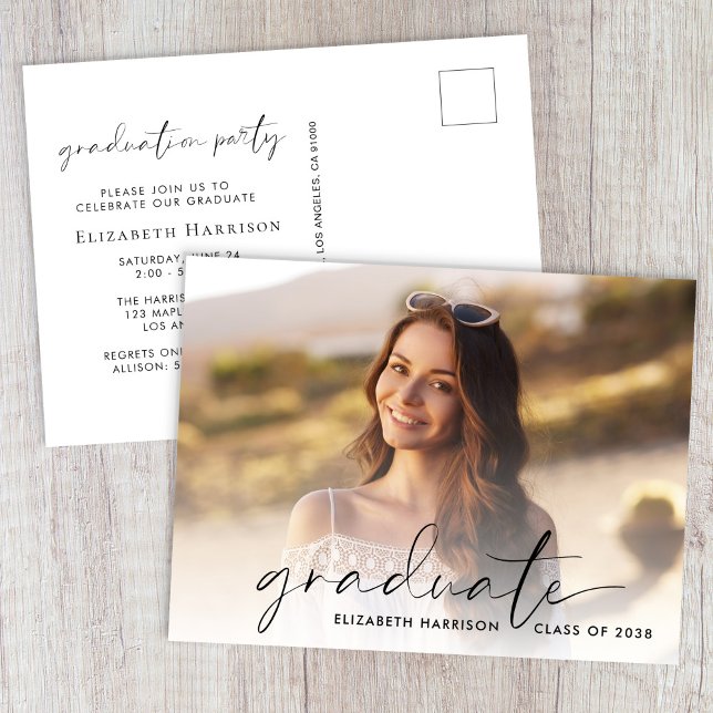 Studentfesten elegant Script Photo Inbjudan Vykort (Elegant Script Photo Graduation Party Invitation Postcard)