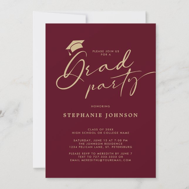 Studentfesten guld Maroon Grad Cap Calligraphy Inbjudningar (Framsida)