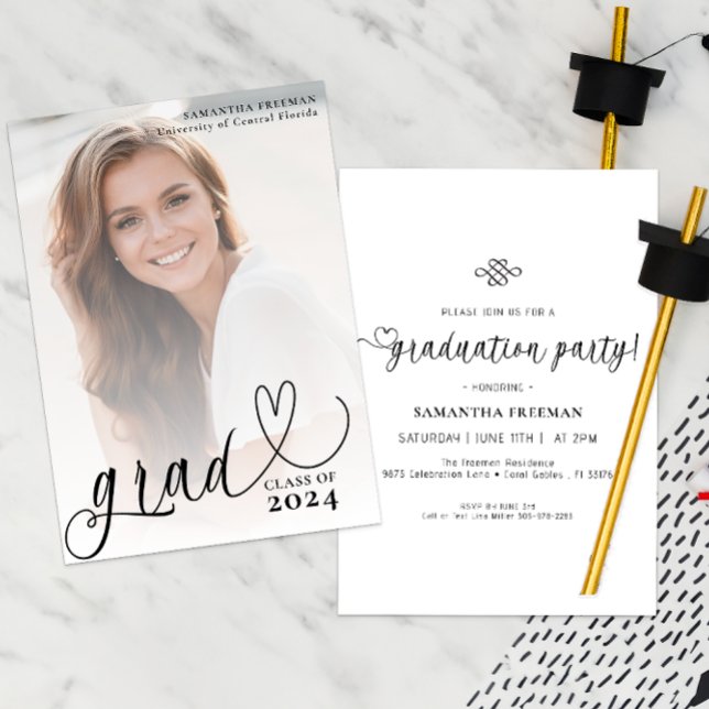 Studentfesten snyggt Script Heart Typography Inbjudningar (Minimalist Graduation Announcement & Invitation )