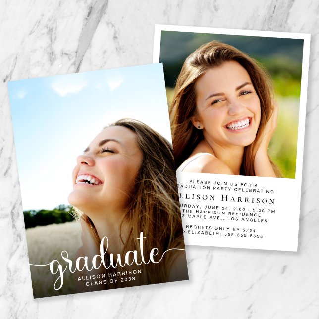 Studentfesten trendig Photo White Script Inbjudningar (A modern photo graduation announcement to celebrate the graduate's achievements)