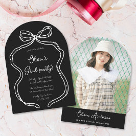 Studentfesten White Hand plockade Bow Photo Arch Inbjudningar