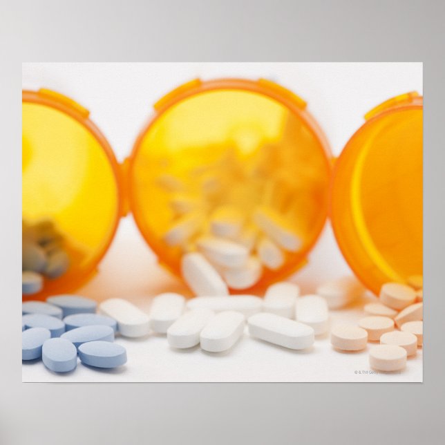 Studio shot flaska med tabletter poster (Framsidan)