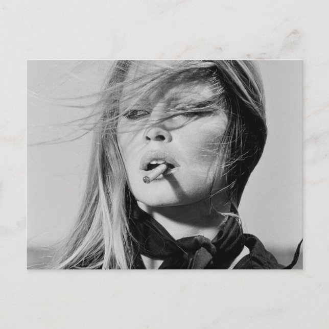 Stunning Brigitte Bardot B&W Portrait Postcard Vykort (Framsida)