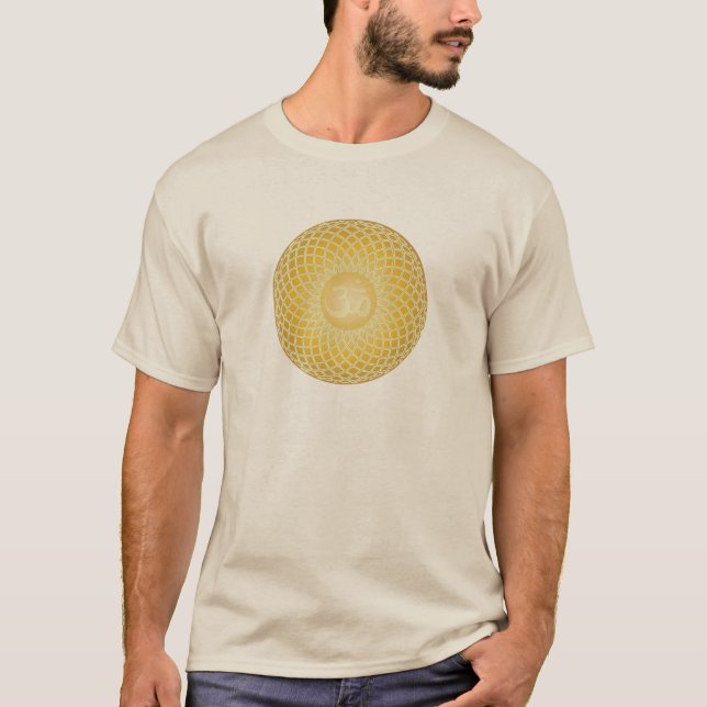 Stunning Om symbol Tee Shirt (Framsida)