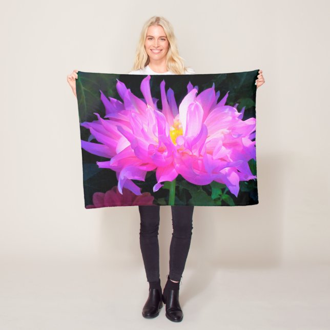 Stunning Rosa och Lila Cactus Dahlia Fleecefilt (På plats)