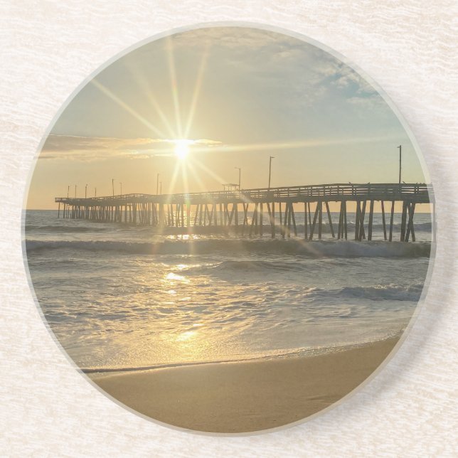 Stunning Sunrise at Virginia Beach Pier - Sunburst Underlägg (Framsidan)