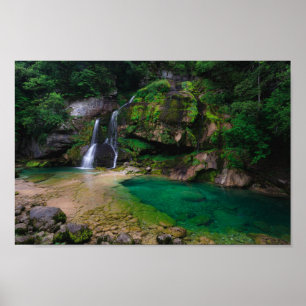 Stunning vattenfall Virje, Slovenien Poster