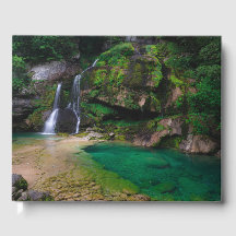 Stunning vattenfall Virje, Slovenien Poster