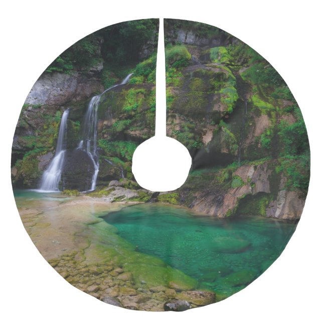 Stunning vattenfall Virje, Slovenien Poster Julgransmatta Borstad Polyester (Framsidan)