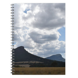 Sturgeon och Abrupt under dramatiska moln Anteckningsbok