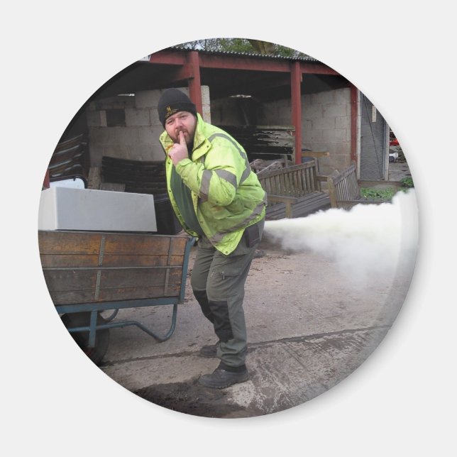 Stu's erm FART lol Magnet (Framsidan)