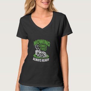 Styckning av gräsmatta Mower Funny Landscaper Prio T Shirt