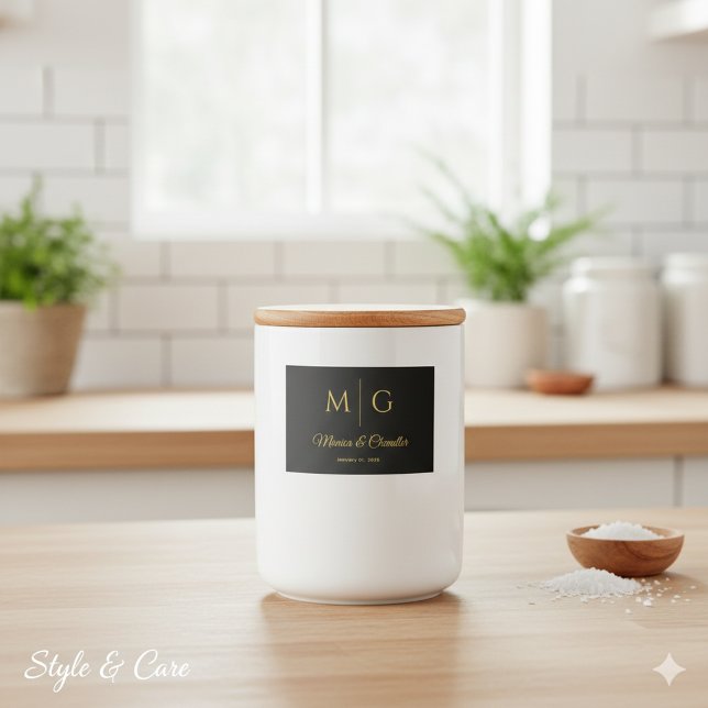 Stylish Monogram With Couple Name Black Mat Etiketter (Stylish Monogram With Couple Name Black Food Label)