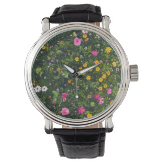 Stylish Watercolor Floral Pattern Armbandsur