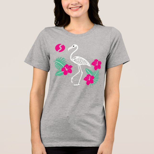 Stylized Flamingo Skeleton with Tropical Flowers T Shirt (Framsida)