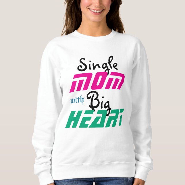 Styrka i Kärlek: En resa i Mamma T Shirt (Framsida)
