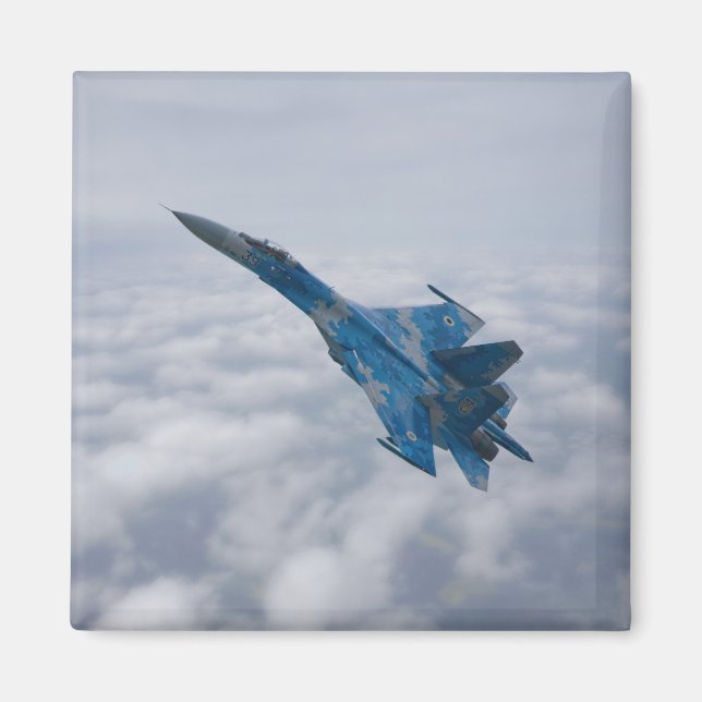 SU-27-flanker ovanför molnen Magnet (Framsidan)