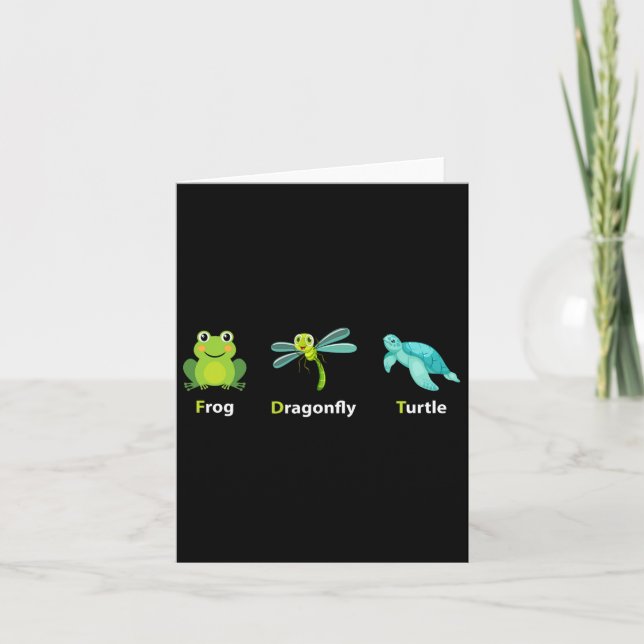 Subtle Politiskt humor Frog Dragonfly Turtle Shirt Kort (Framsida)