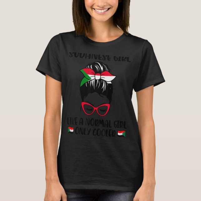 Sudanesisk flicka som en vanlig flicka, endast en  t shirt (Framsida)