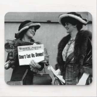 Suffragists: "Låt inte oss besegra" mousepad Musmatta