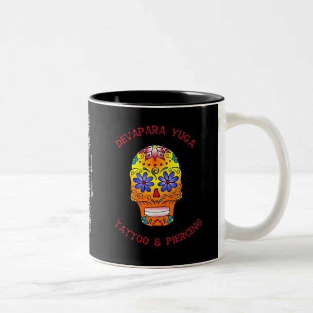 sugar skull deva, dy weiss, dolch rose 1 Två-Tonad mugg (Höger)