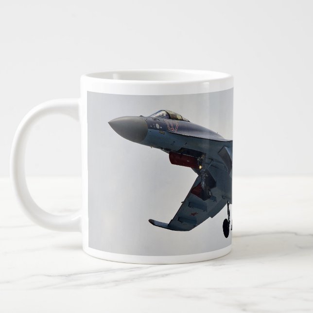 Sukhoi Su-35S Jumbo Mugg (Vänster)