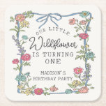Summer Garden Party Bright Blommigt Födelsedagsfes Underlägg Papper Kvadrat<br><div class="desc">Din lilla vilda blomma fyller år! Fira din födelsedagsflicka med den här pastellbuketten av handdragna blommigtar. Detta nya tema för blommigt är inspirerat av charmen från en Fransk Flower Market, som har en fantasirik buskblomma med en delikat blå coquette-buk. Låt mig hjälpa dig att planera nästa party! Om du behöver...</div>