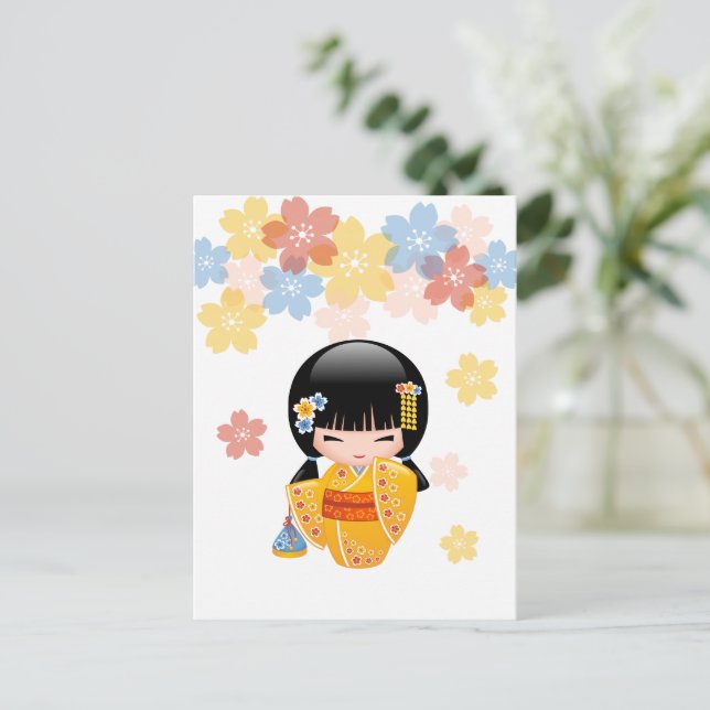 Summer Kokeshi Doll - Gult Kimono Best Önskemål Vykort (Stående Fram)