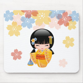 Summer Kokeshi Doll - Gult Kimono Geisha Girl Musmatta